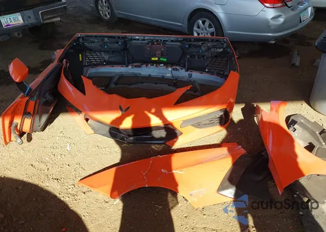 2025 Chevrolet Corvette Stingray Rwd 1Lt from USA, damaged, VIN 1G1YA3D4XS5113323